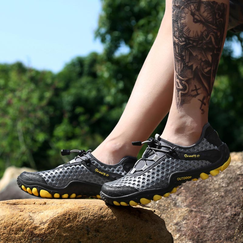 trekking mountain mens sports  - Ethnic Music For Fashion Show 评论和价格