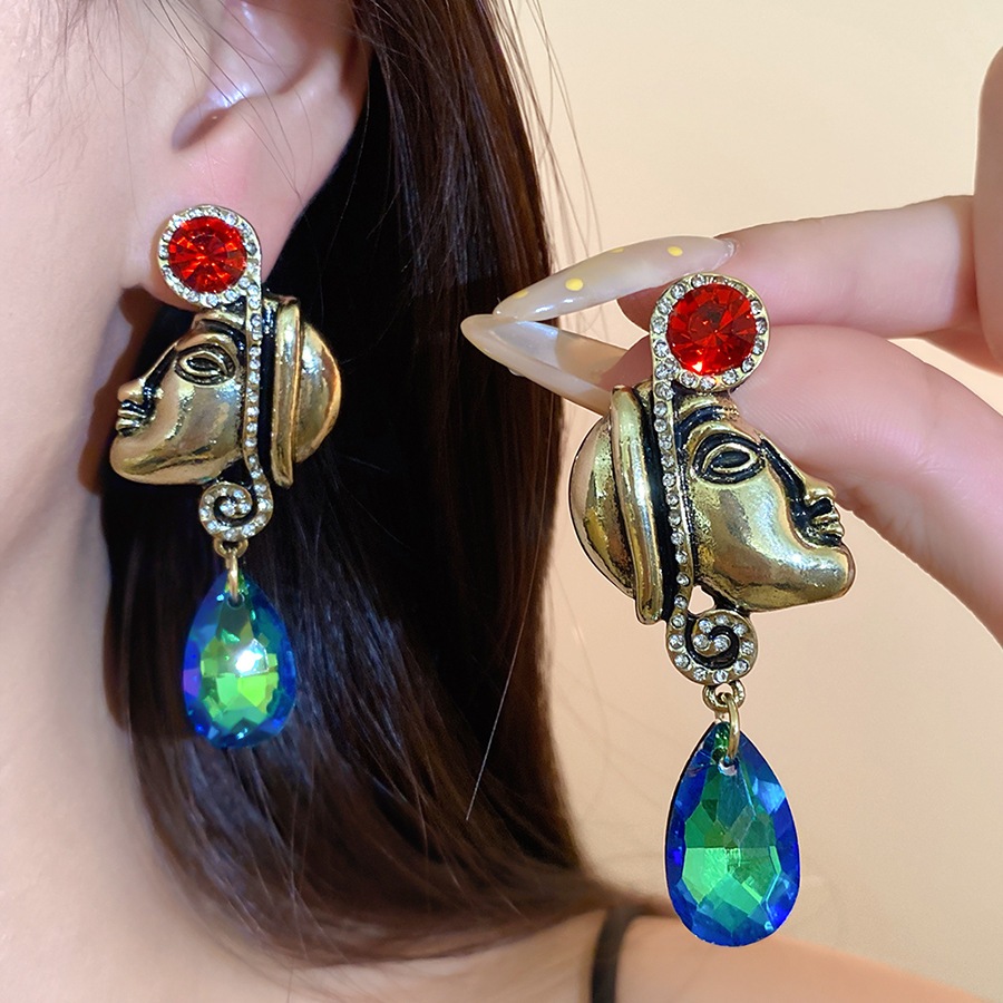 Vintage Tribal Face Sculpture  - Y2K Ethnic Fashion 评论和价格