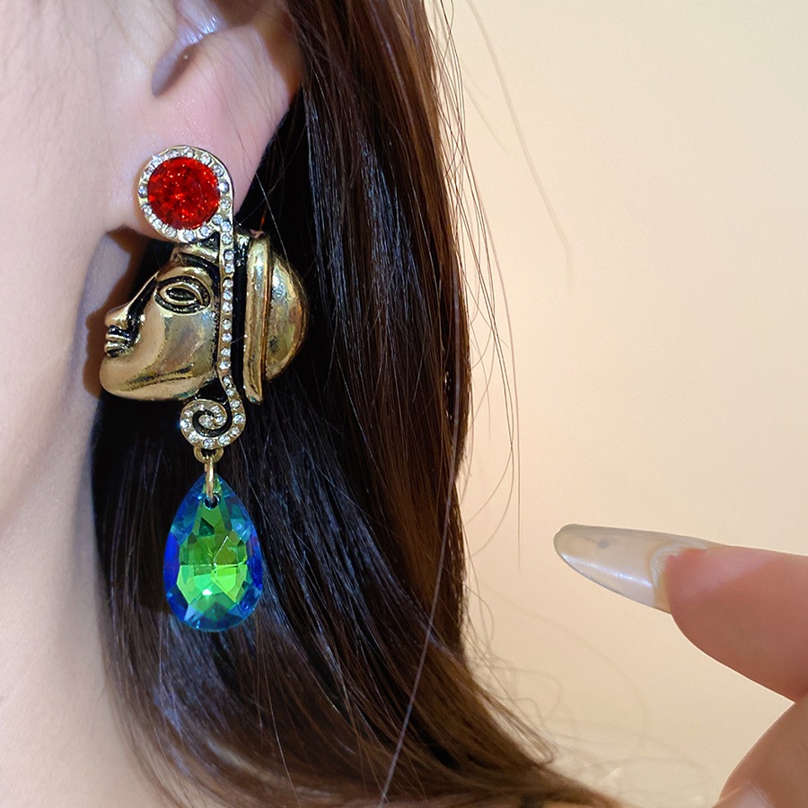 Vintage Tribal Face Sculpture  - Y2K Ethnic Fashion 评论和价格
