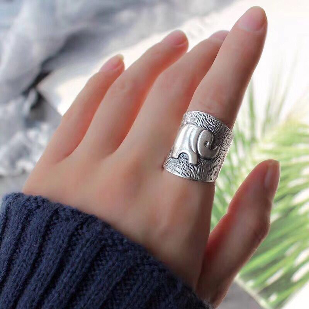 Punk Vintage Silvery Elephant  - Ethnic Fashion Pakistan 评论和价格