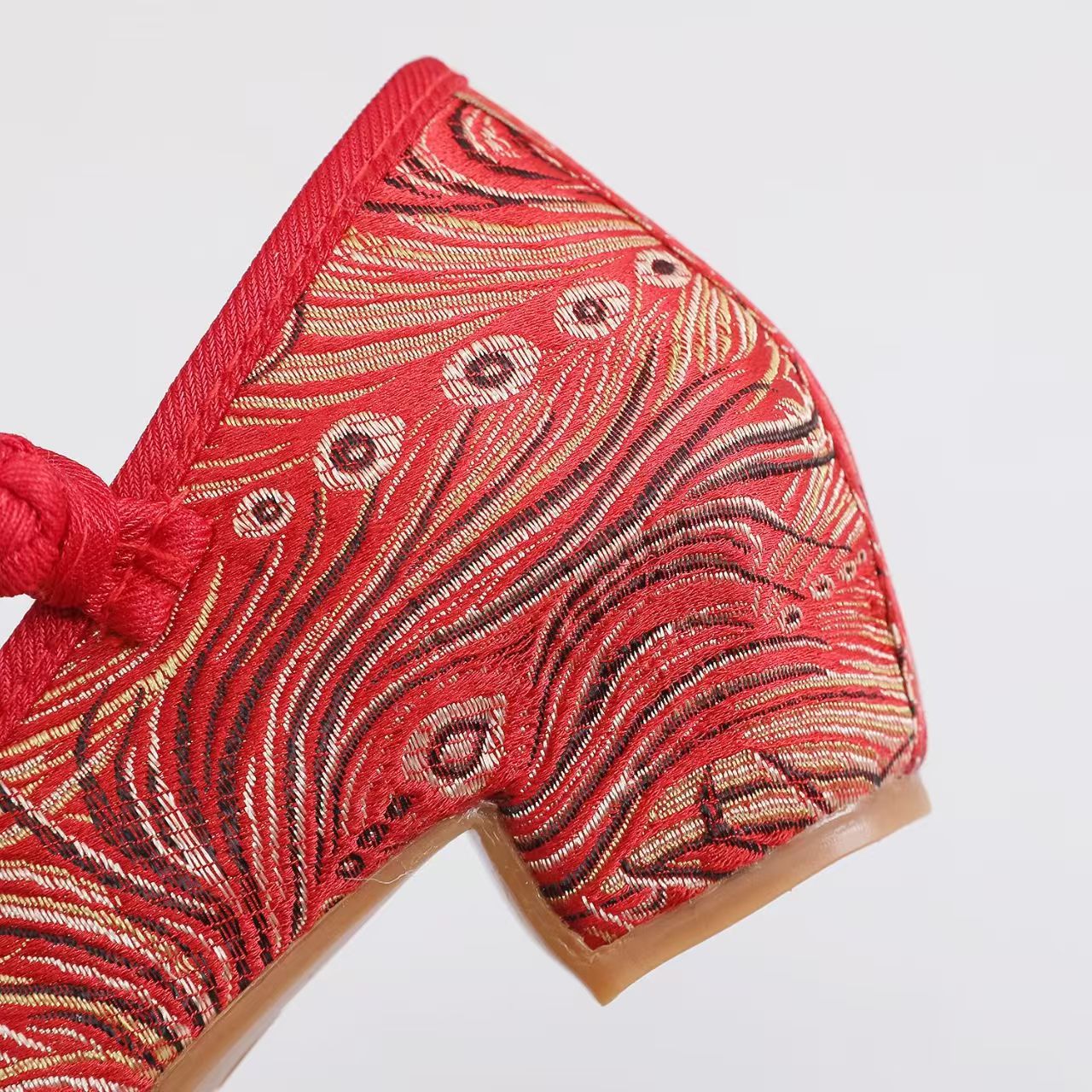 2026 Women New Block Heel Silk - Ethnic Fabric 评论和价格